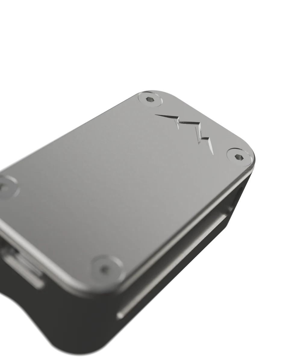 Render: the NOMAE tracker up close, the mountain mark in its aluminium lid.